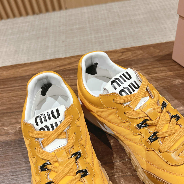 RUNNING SNEAKERS IN YELLOW LAMBSKIN AND FABRIC ANTI-SLIP RUBBER SOLE
