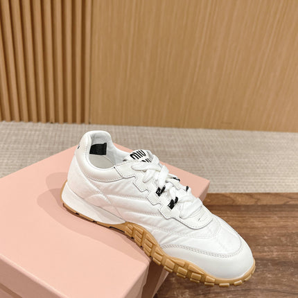 RUNNING SNEAKERS IN WHITE LAMBSKIN AND FABRIC ANTI-SLIP RUBBER SOLE