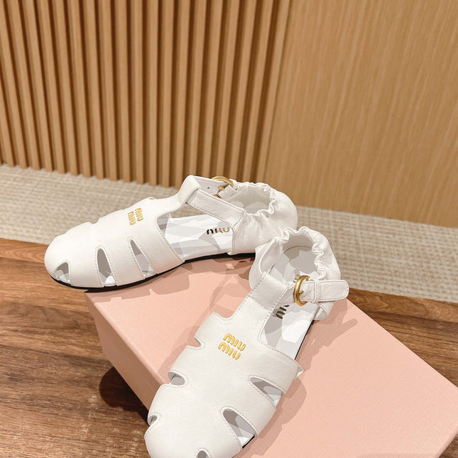 FISHERMAN BUCKLE SANDALS IN WHITE LAMBSKIN