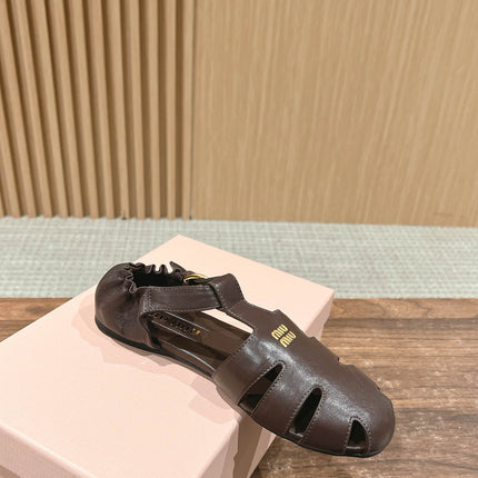 FISHERMAN BUCKLE SANDALS IN COCOA BROWN LAMBSKIN