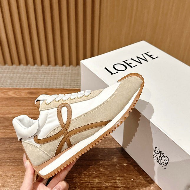 FLOW RUNNER SNEAKER IN BROWN SUEDE AND SHEEPSKIN