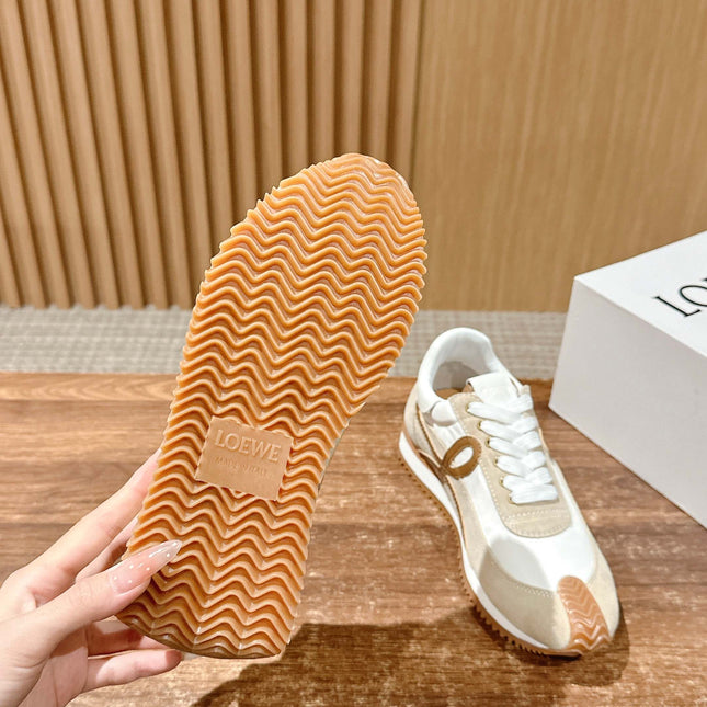 FLOW RUNNER SNEAKER IN BROWN SUEDE AND SHEEPSKIN