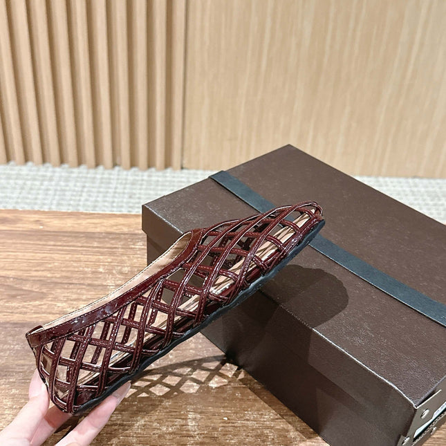 ALAIA MESH BALLET FLATS 25S IN DARK RED LAMBSKIN