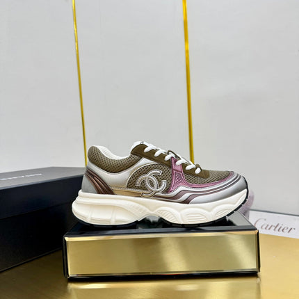 DAD SNEAKER IN COLORFUL CALFSKIN AND BREATHABLE MESH