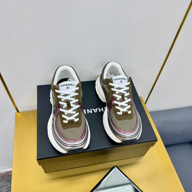 DAD SNEAKER IN COLORFUL CALFSKIN AND BREATHABLE MESH