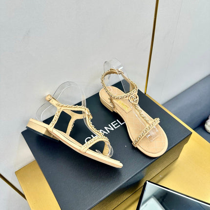CC SANDAL 25S IN BEIGE CALFSKIN WITH GOLD HARDWARE