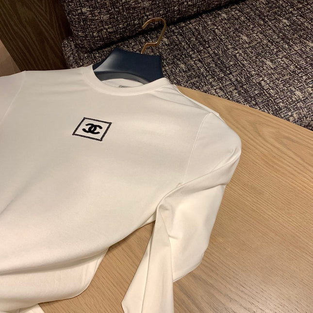 CHANEL 25S LONG SLEEVE T SHIRT STYLE 104