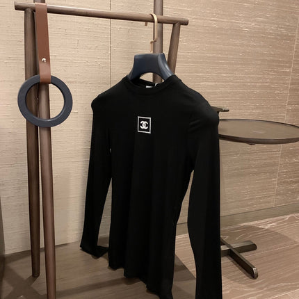 CHANEL 25S LONG SLEEVE T SHIRT STYLE 105