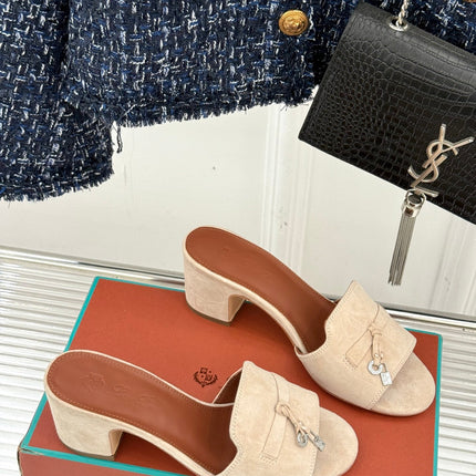 HIGH HEELS IN BEIGE SUEDUE AND LAMBSKIN