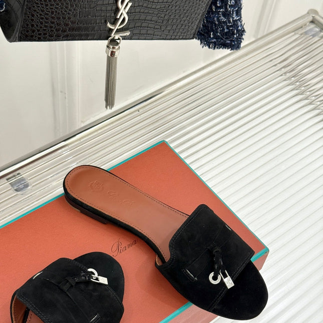 FLAT SANDALS IN BLACK SUEDUE AND LAMBSKIN