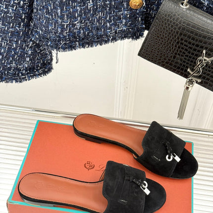 FLAT SANDALS IN BLACK SUEDUE AND LAMBSKIN