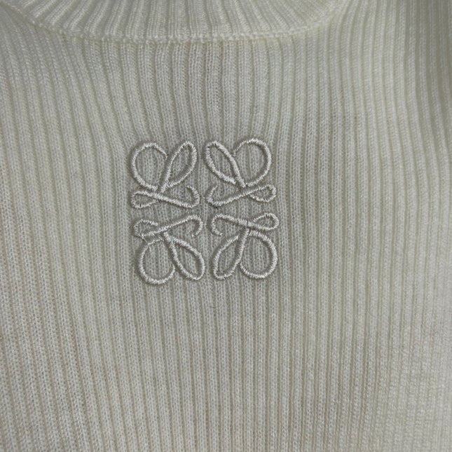 LOEWE SLEEVELESS TOP STYLE 107