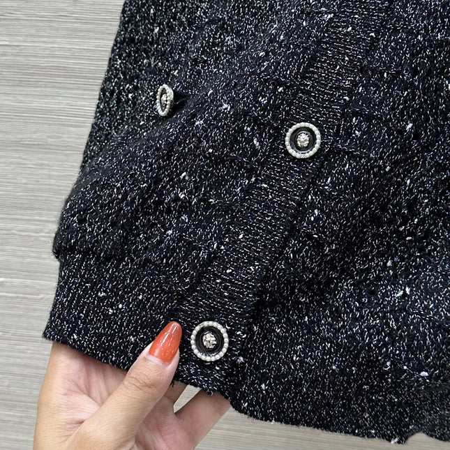 CHANEL SLEEVELESS TOP STYLE 74