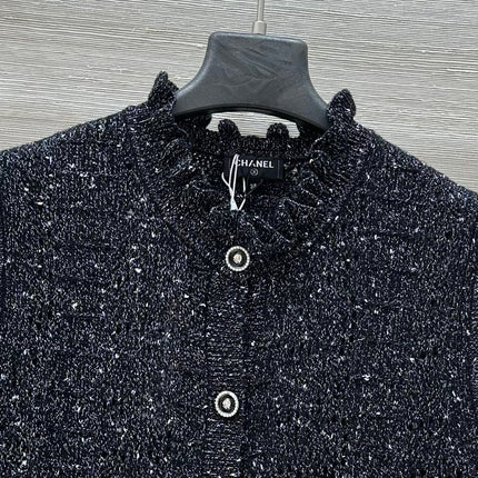 CHANEL SLEEVELESS TOP STYLE 74