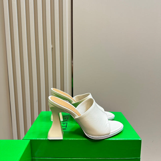 HIGH MULE 95 MM IN WHITE CALFSKIN