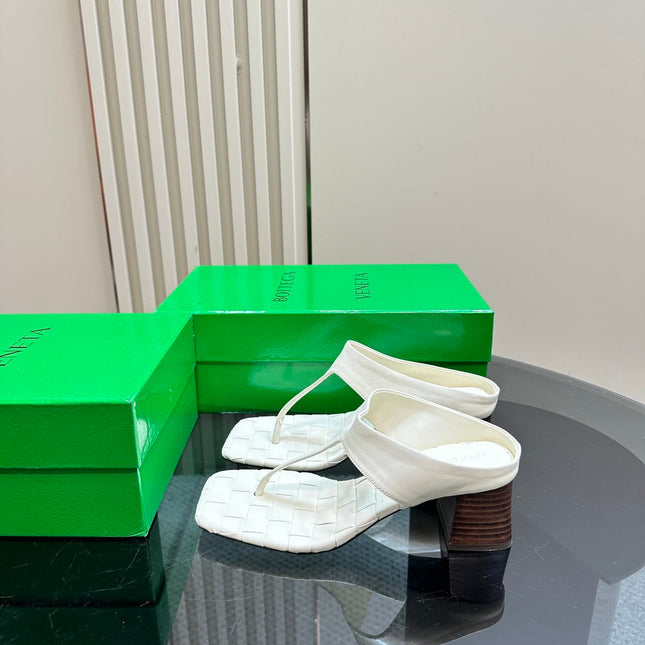 MARELLA THONG IN WHITE CREAM LEATHER WITH SIGNATURE INTRECCIATO INSOLE 55 MM