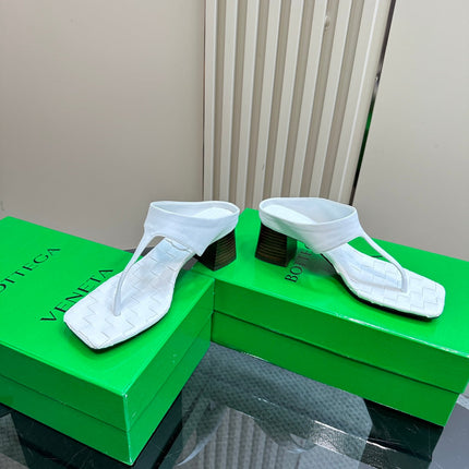 MARELLA THONG IN WHITE LEATHER WITH SIGNATURE INTRECCIATO INSOLE 55 MM