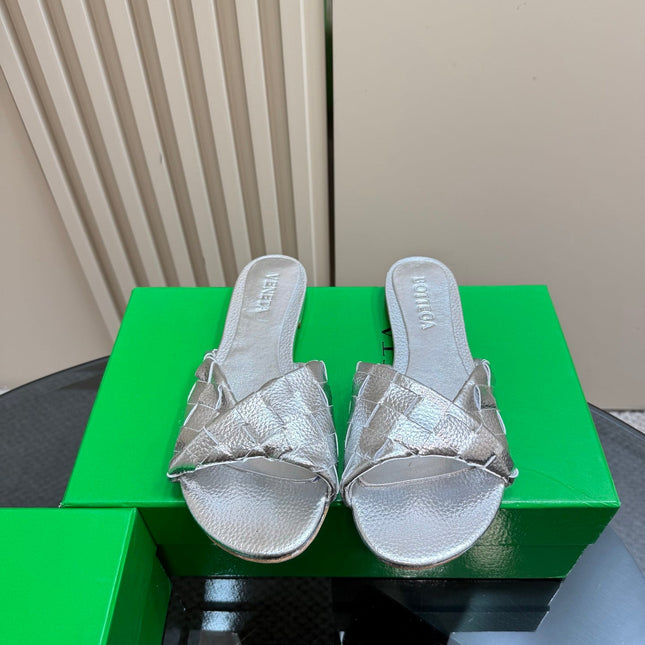 BLINK FLAT MULE IN SILVER INTRECCIATO LEATHER