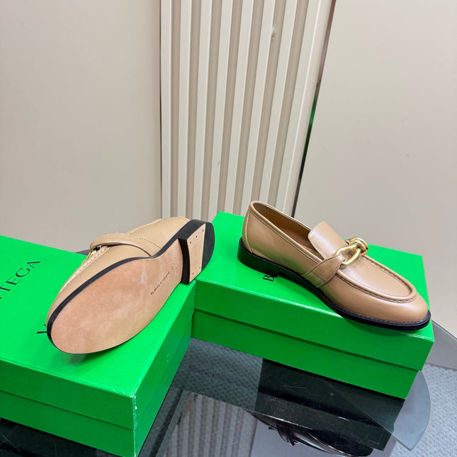 ASTAIRE LOAFER IN LIGHT BROWN CALFSKIN WITH GOLD HARDWARE