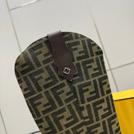 FENDI 25SKNEE-HIGH BOOTS 50 MM IN DARK BROWN CALFSKIN AND FABRIC PRINT LOGO