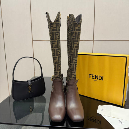 FENDI 25SKNEE-HIGH BOOTS 50 MM IN DARK BROWN CALFSKIN AND FABRIC PRINT LOGO