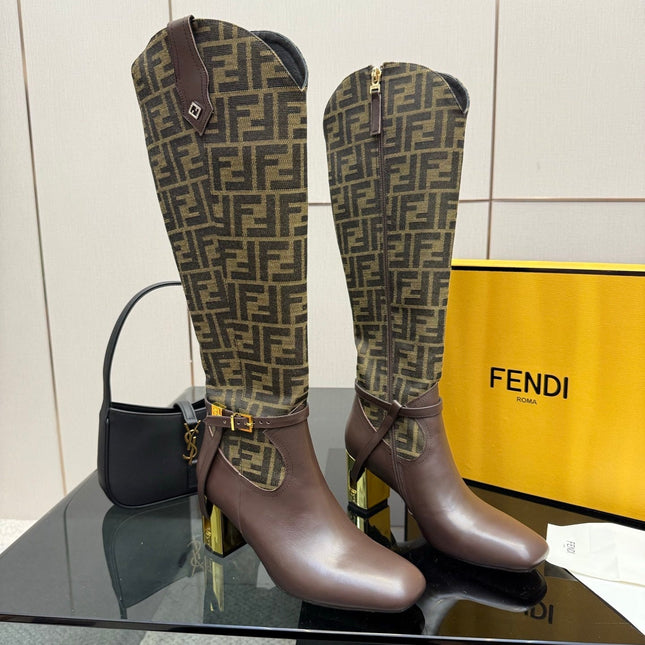 FENDI 25SKNEE-HIGH BOOTS 50 MM IN DARK BROWN CALFSKIN AND FABRIC PRINT LOGO