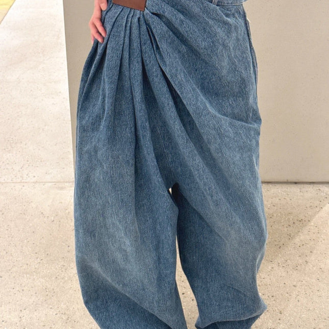 LOEWE RUCHED-WAIST JEANS 232368