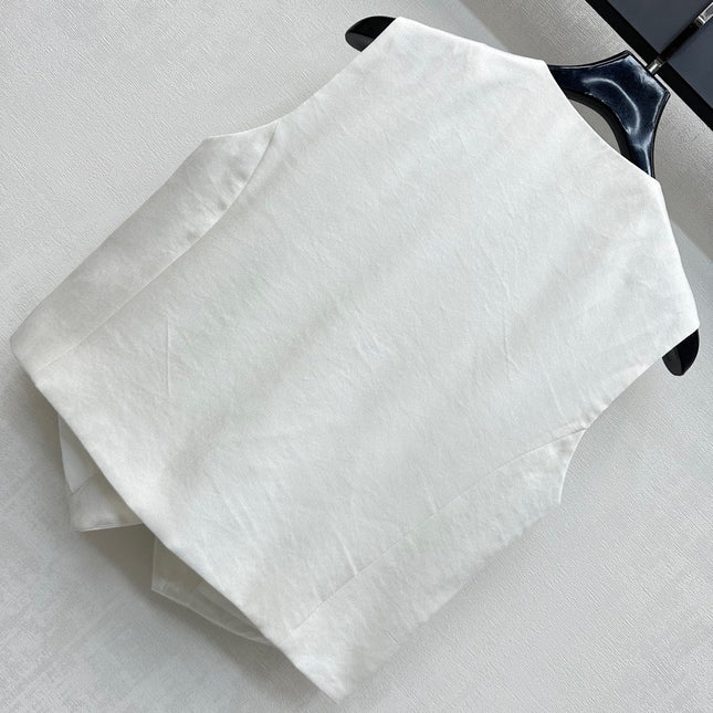 CHANEL SLEEVELESS BUTTONED BLAZER 274758