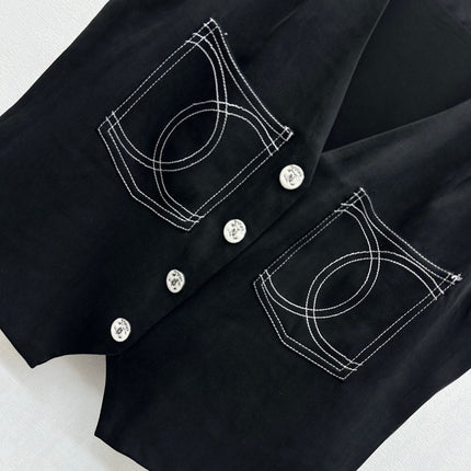 CHANEL SLEEVELESS BUTTONED BLAZER 274755