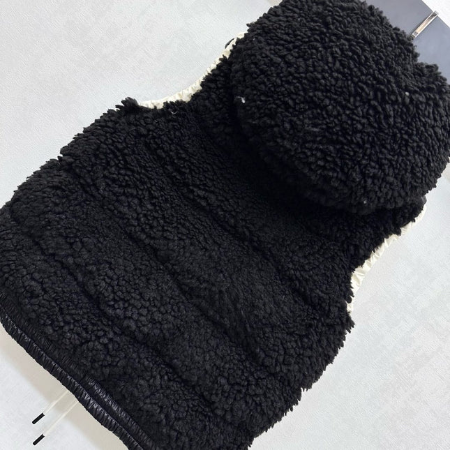 MONCLER 25S DOWN VEST IN BLACK 105