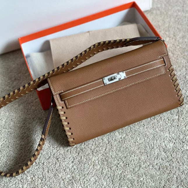 KELLY CLASSIQUE TO GO WALLET 20 IN CHOCOLATE BROWN CALFSKIN WITH SILVER HARDWARE