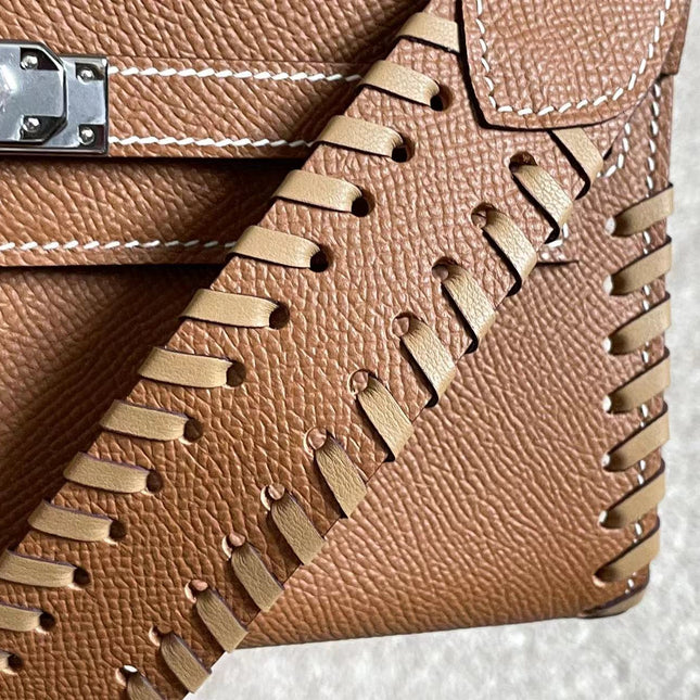 KELLY CLASSIQUE TO GO WALLET 20 IN CHOCOLATE BROWN CALFSKIN WITH SILVER HARDWARE