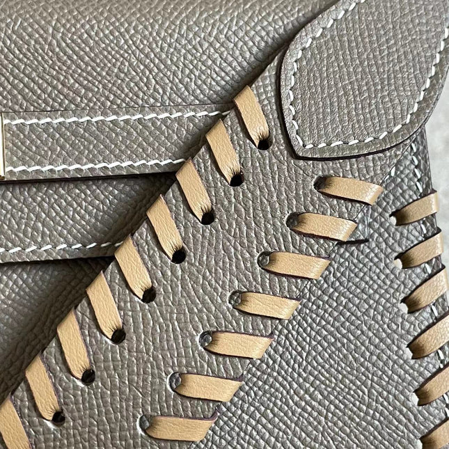 KELLY CLASSIQUE TO GO WALLET 20 IN WENGE BROWN CALFSKIN WITH GOLD HARDWARE