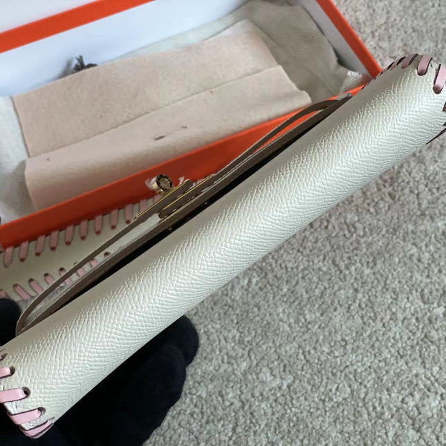 KELLY CLASSIQUE TO GO WALLET 20 IN PALE GRAY CALFSKIN WITH GOLD HARDWARE