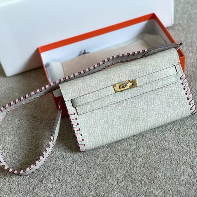 KELLY CLASSIQUE TO GO WALLET 20 IN PALE GRAY CALFSKIN WITH GOLD HARDWARE