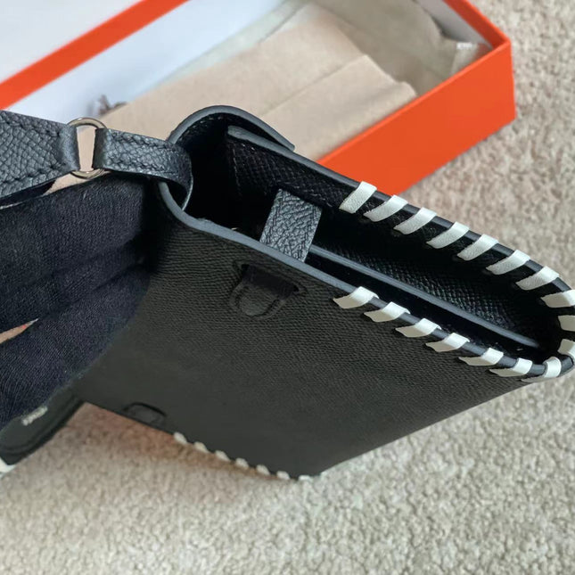 KELLY CLASSIQUE TO GO WALLET 20 IN BLACK CALFSKIN WITH SILVER HARDWARE