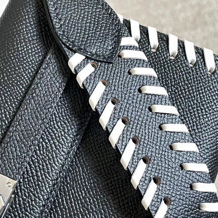 KELLY CLASSIQUE TO GO WALLET 20 IN BLACK CALFSKIN WITH SILVER HARDWARE