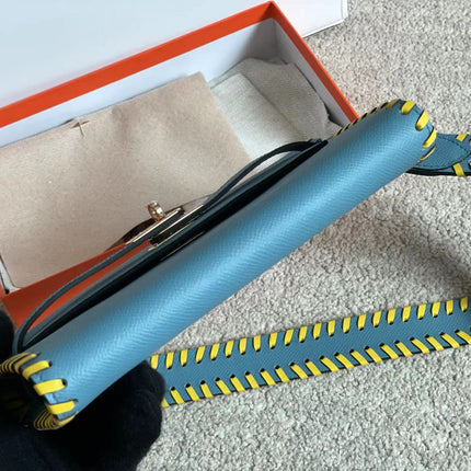 KELLY CLASSIQUE TO GO WALLET 20 IN CERULEAN BLUE CALFSKIN WITH GOLD HARDWARE