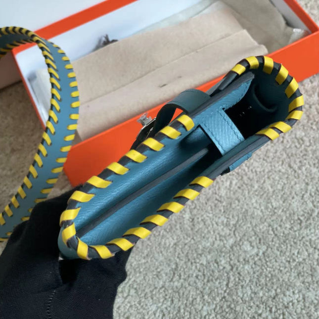 KELLY CLASSIQUE TO GO WALLET 20 IN CERULEAN BLUE CALFSKIN WITH SILVER HARDWARE