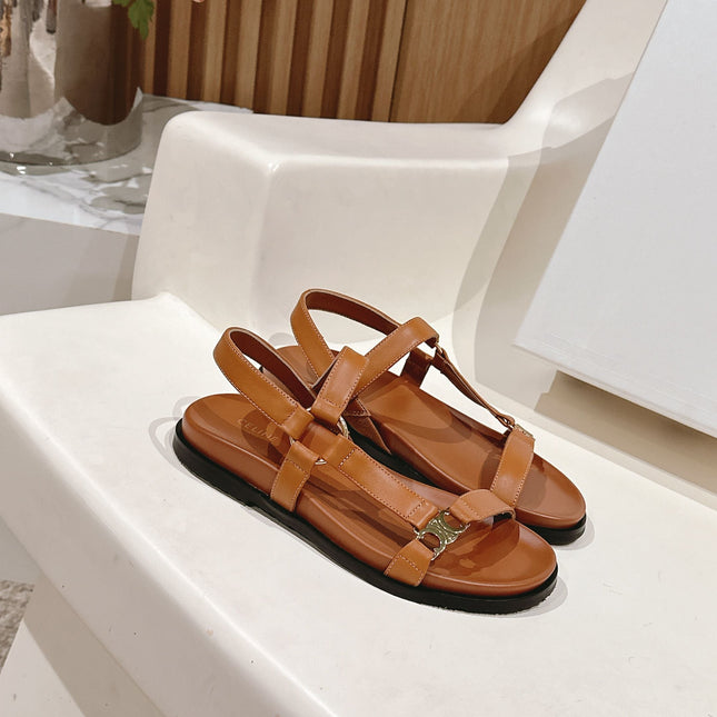 MAUD SANDAL WITH TRIOMPHE IN LIGHT CARAMEL BROWN CALFSKIN