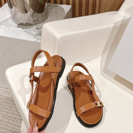 MAUD SANDAL WITH TRIOMPHE IN LIGHT CARAMEL BROWN CALFSKIN