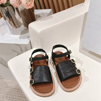 FLAT SANDALS IN BLACK TRIOMPHE EMBOSSED SMOOTH CALFSKIN