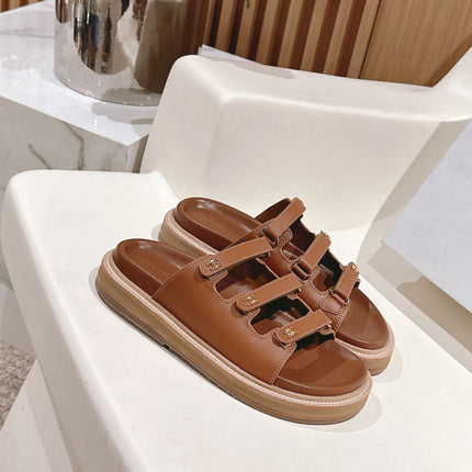 TRIOMPHE SANDALS IN BROWN CALFSKIN