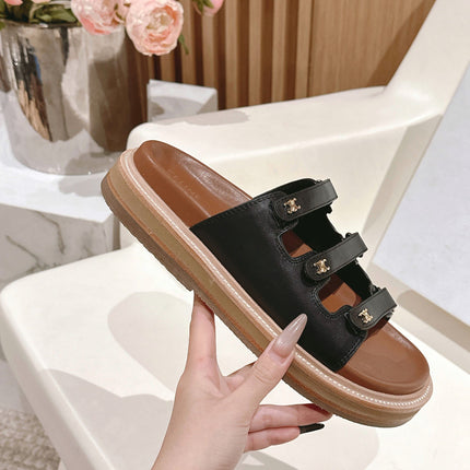 TRIOMPHE SANDALS IN BLACK CALFSKIN