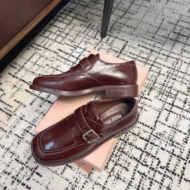 SQUARE TOE OXFORD IN SANGRIA RED SHINY CALFSKIN