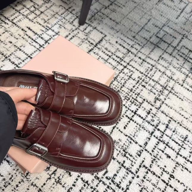 SQUARE TOE OXFORD IN SANGRIA RED SHINY CALFSKIN