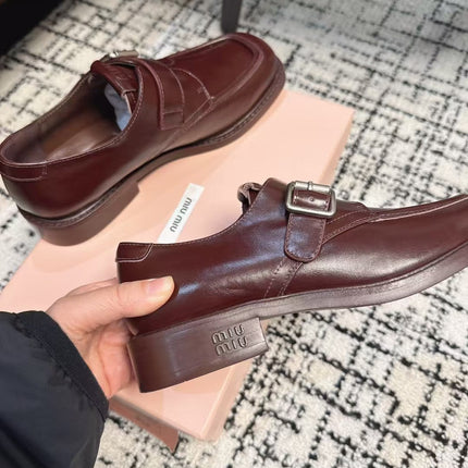 SQUARE TOE OXFORD IN SANGRIA RED SHINY CALFSKIN