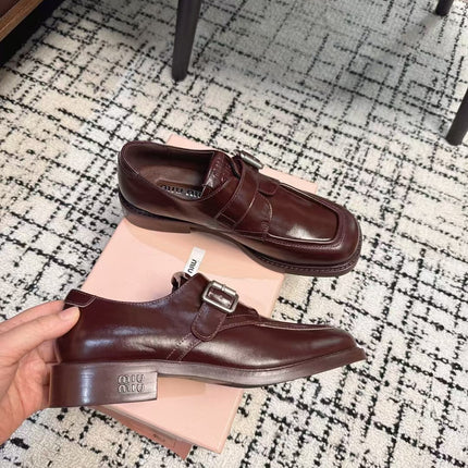 SQUARE TOE OXFORD IN SANGRIA RED SHINY CALFSKIN