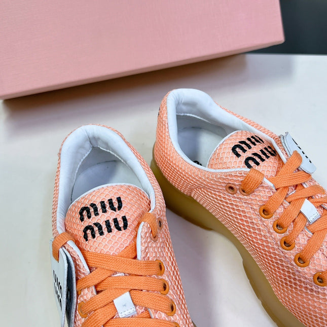 BASIC SNEAKERS IN LIGHT ORANGE MESH