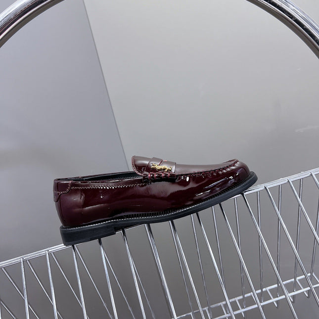 YSL 25S SAINT LAURENT LOAFERS IN BLACK CHERRY PATENT CALFSKIN